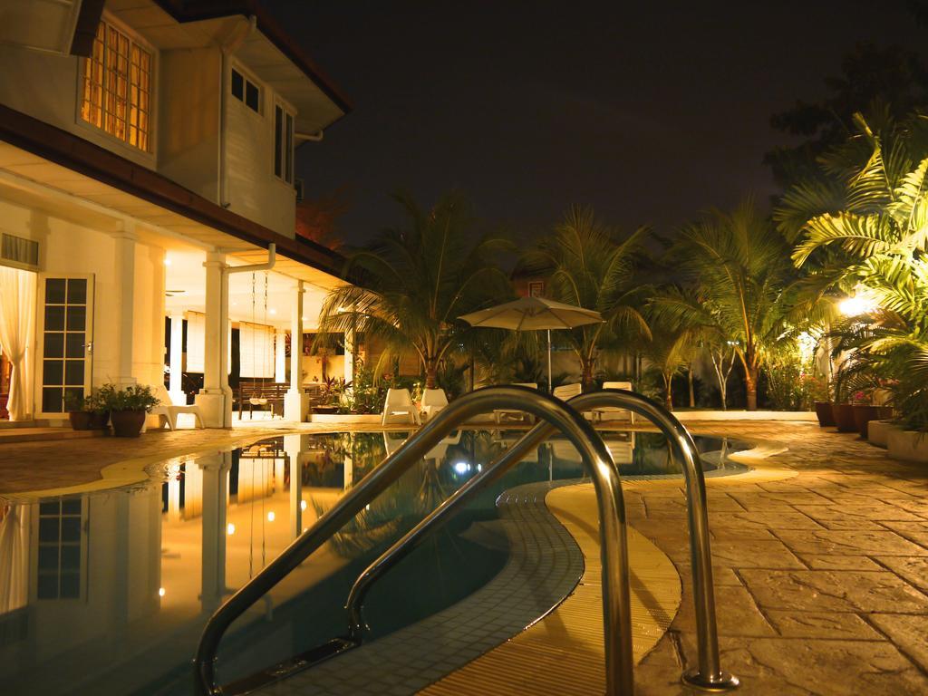 Rumah Putih Near Klia Sepang Eksteriør bilde