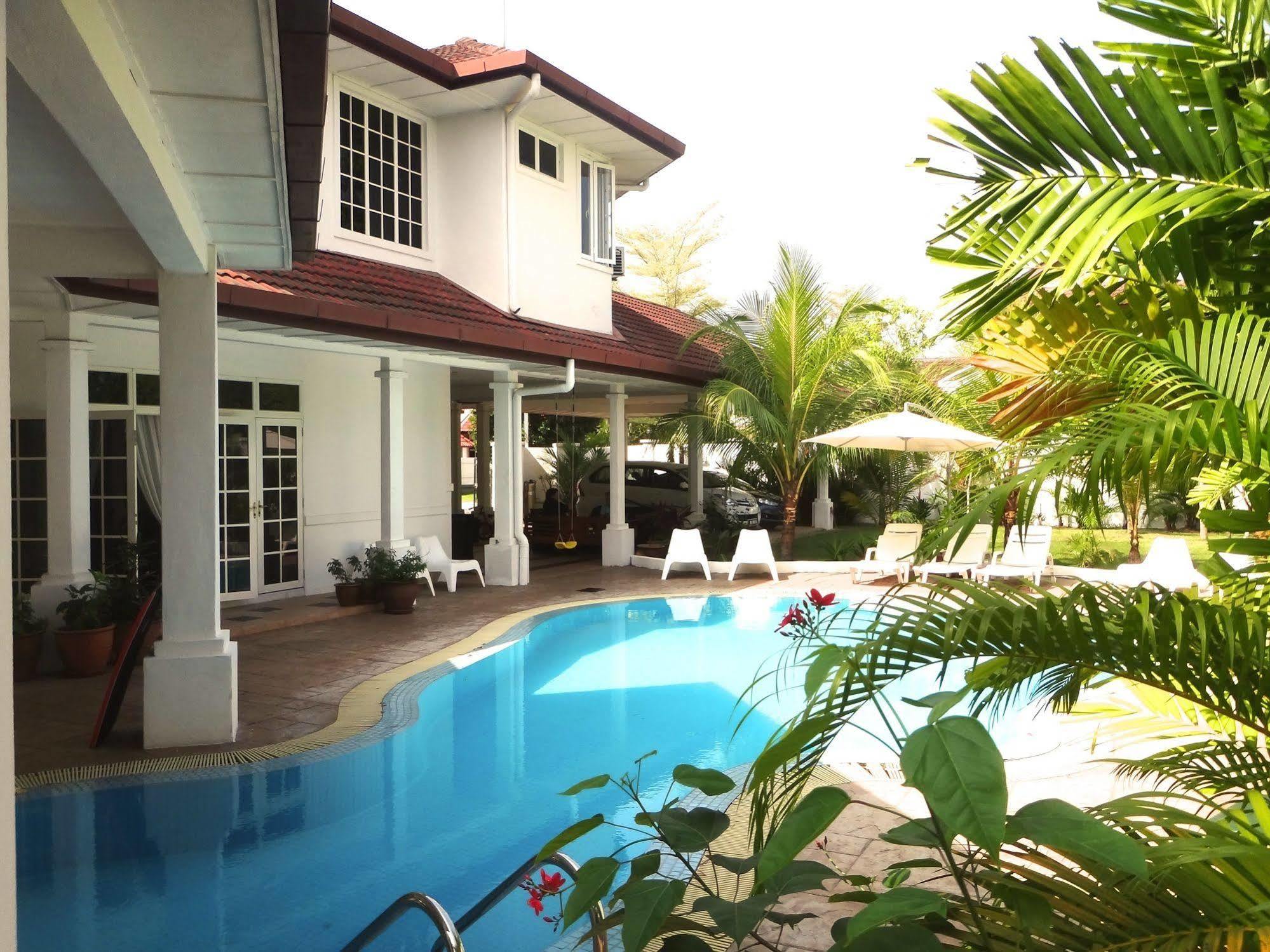 Rumah Putih Near Klia Sepang Eksteriør bilde