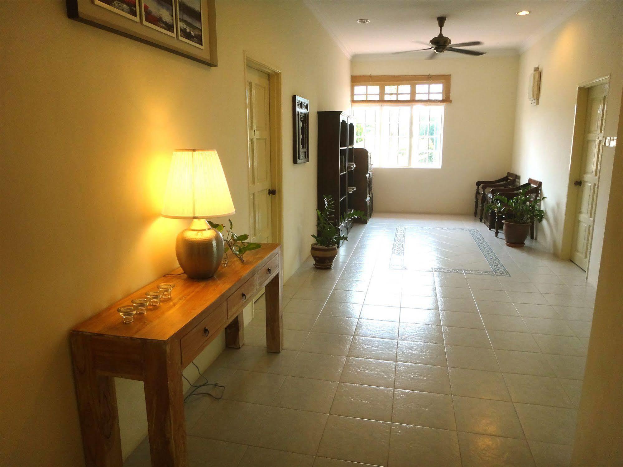 Rumah Putih Near Klia Sepang Eksteriør bilde